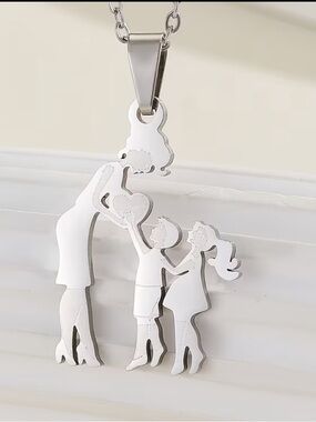 Mother’s Day Pendant Necklace - Mom & Kids